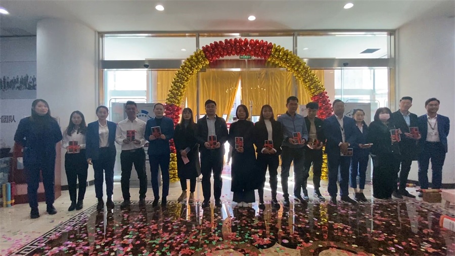 昌禾裝飾丨10月總結(jié)表彰暨11月活動啟動大會圓滿結(jié)束！一起領(lǐng)盲盒啦~