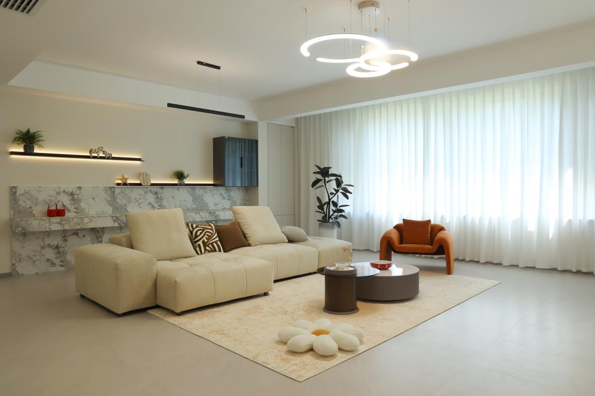 實(shí)景 | 這屆年輕人究竟有多會(huì)住？131㎡現(xiàn)代風(fēng)婚房，審美+功能雙雙在線！